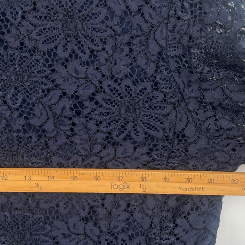 Nanette Lepore Lace Overla Blouse Size XL Navy Blue Bell Sleeve Floral Top - Picture 5 of 7
